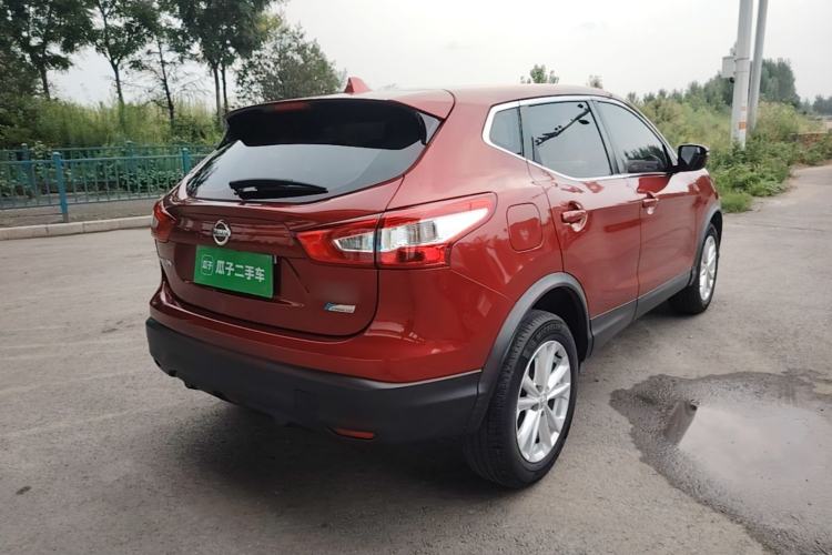 Used Nissan Qashqai 2016 2.0L CVT Elite Edition Rear Right 45 Deg