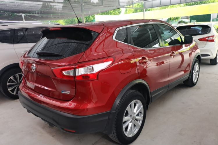 Used Nissan Qashqai 2016 2.0L CVT Elite Edition Rear Right 45 Deg