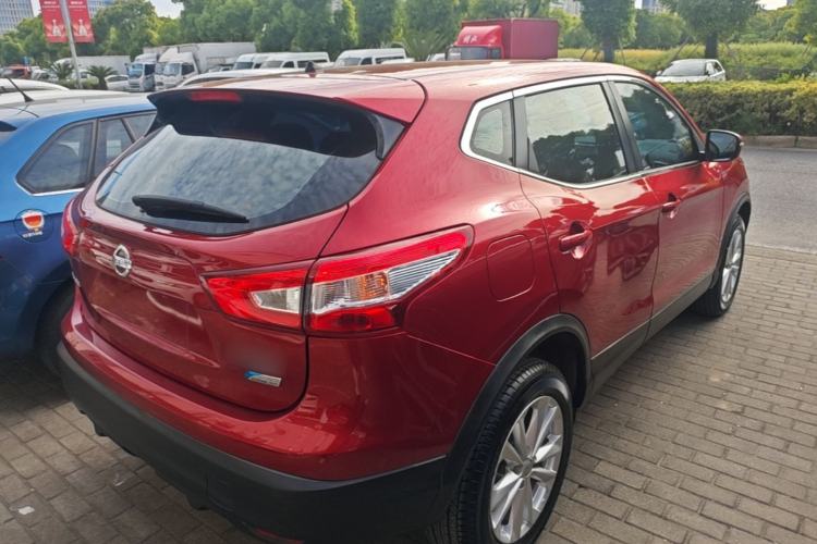 Used Nissan Qashqai 2016 2.0L CVT Elite Edition Rear Right 45 Deg