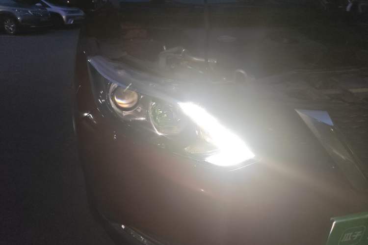 Used Nissan Qashqai 2016 2.0L CVT Luxury Edition Right Front Headlight