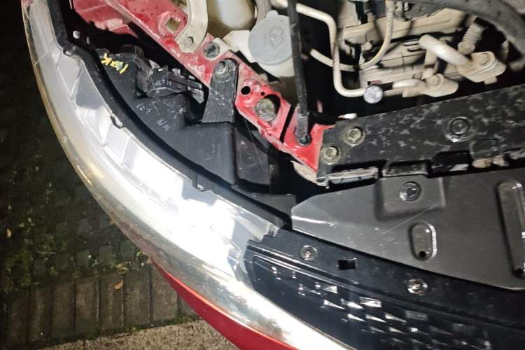 Used Nissan Qashqai 2016 2.0L CVT Elite Edition Right Front Headlight