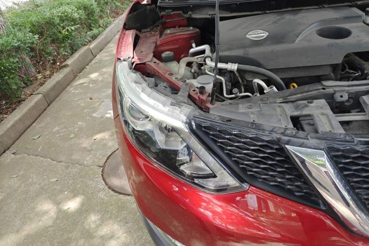 Used Nissan Qashqai 2016 2.0L CVT Luxury Edition Right Front Headlight