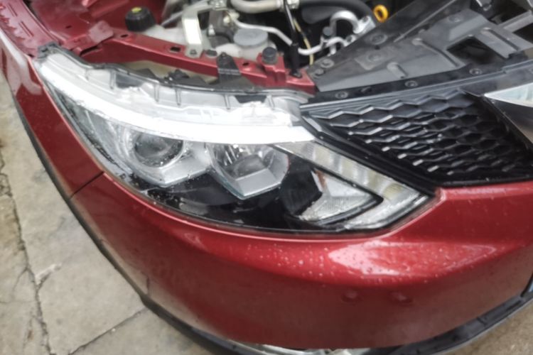Used Nissan Qashqai 2016 2.0L CVT Elite Edition Right Front Headlight