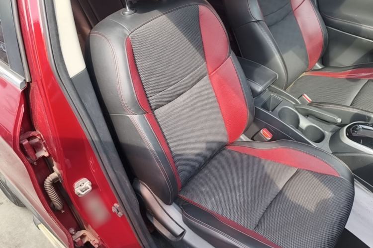 Used Nissan Qashqai 2016 2.0L CVT Luxury Edition Right Front Seat