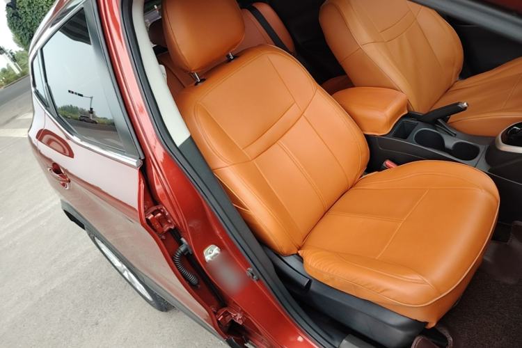 Used Nissan Qashqai 2016 2.0L CVT Elite Edition Right Front Seat