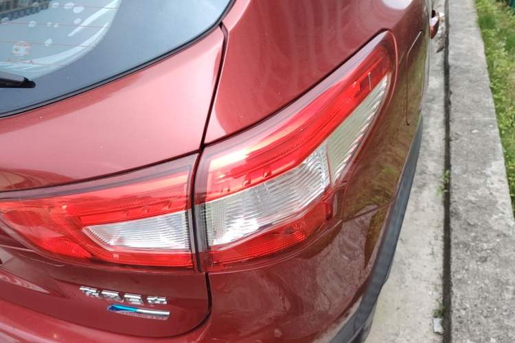 Used Nissan Qashqai 2016 2.0L CVT Elite Edition Right Rear Taillight