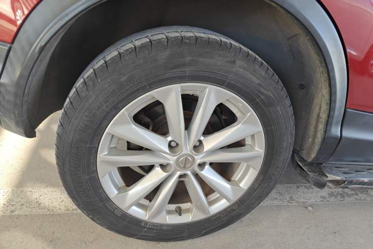 Used Nissan Qashqai 2016 2.0L CVT Elite Edition Right Rear Wheel Hub