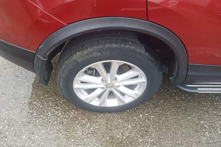 Used Nissan Qashqai 2016 2.0L CVT Elite Edition Right Rear Wheel Hub