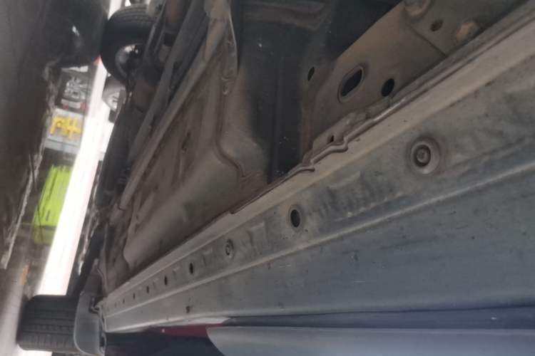 Used Nissan Qashqai 2016 2.0L CVT Elite Edition Right Side Sill