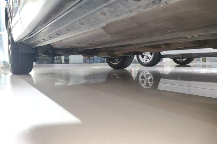 Used Nissan Qashqai 2016 2.0L CVT Deluxe Edition Right Side Sill