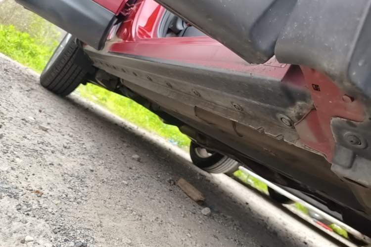 Used Nissan Qashqai 2016 2.0L CVT Elite Edition Right Side Sill
