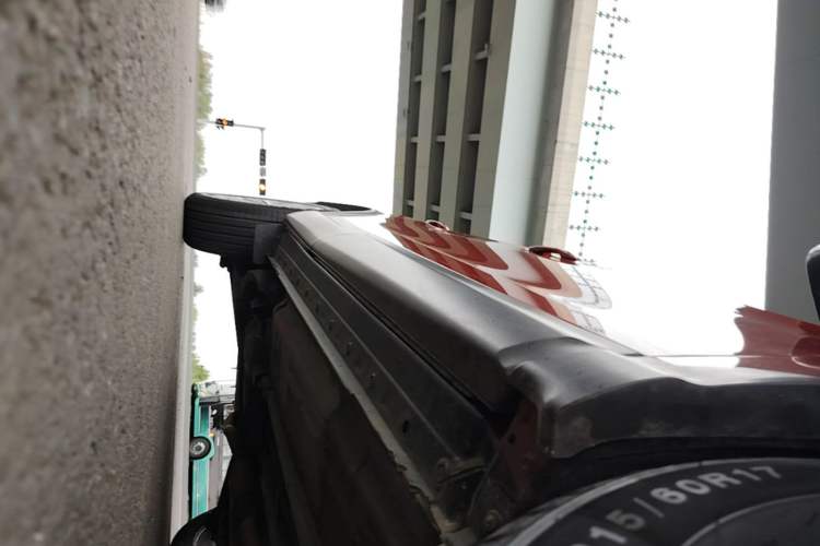 Used Nissan Qashqai 2016 2.0L CVT Elite Edition Right Side Sill