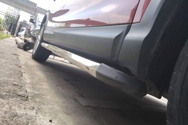 Used Nissan Qashqai 2016 2.0L CVT Elite Edition Right Side Sill