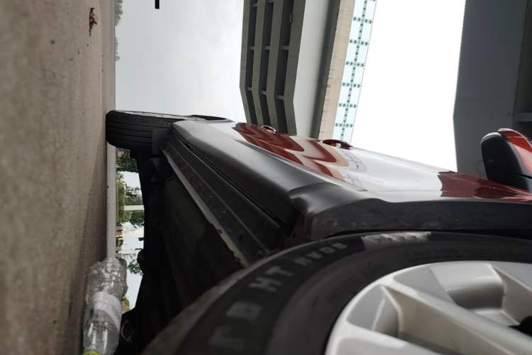 Used Nissan Qashqai 2016 2.0L CVT Elite Edition Right Side Sill