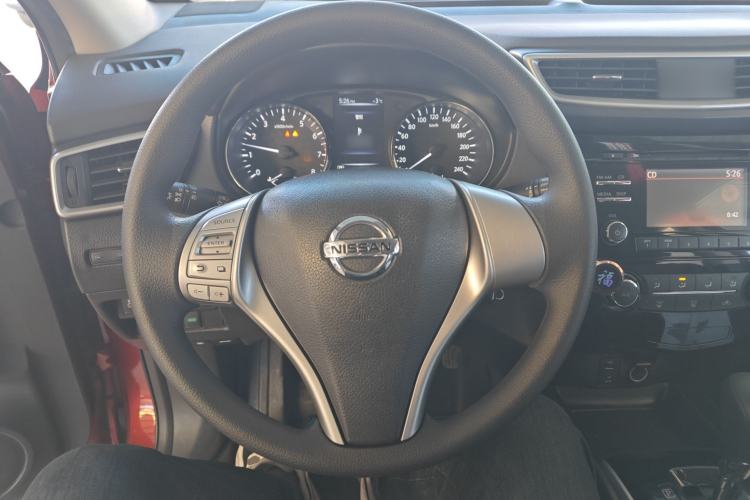 Used Nissan Qashqai 2016 2.0L CVT Elite Edition Steering Wheel