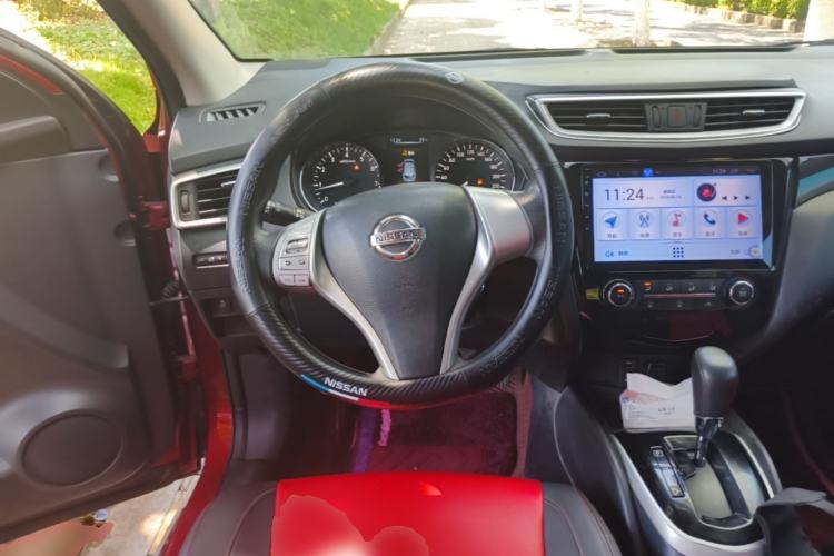 Used Nissan Qashqai 2016 2.0L CVT Elite Edition Steering Wheel