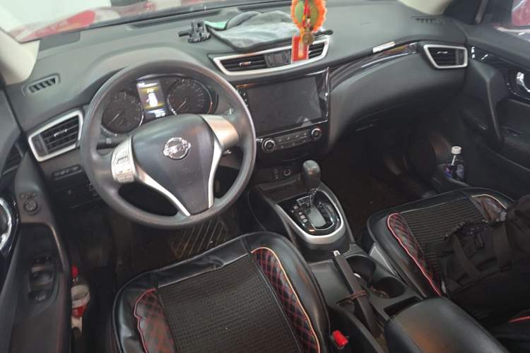 Used Nissan Qashqai 2016 2.0L CVT Elite Edition Steering Wheel