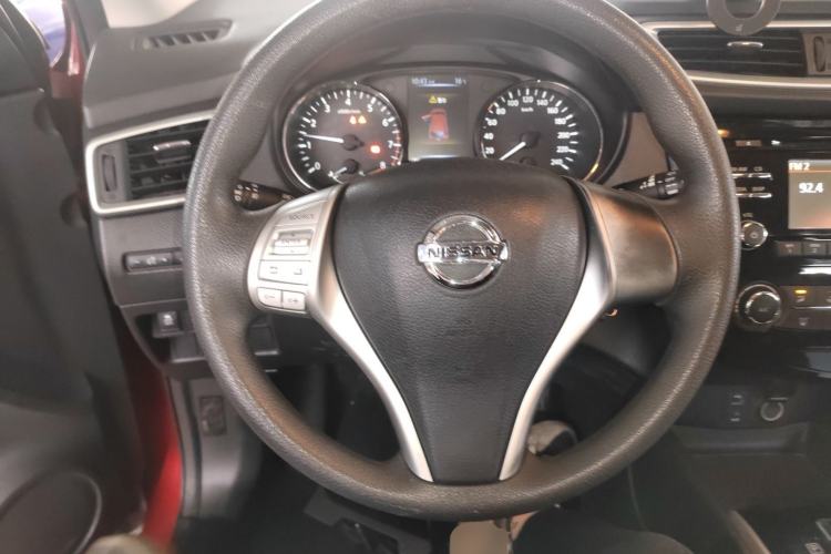 Used Nissan Qashqai 2016 2.0L CVT Elite Edition Steering Wheel