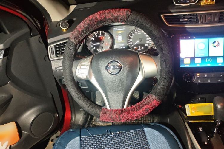 Used Nissan Qashqai 2016 2.0L CVT Elite Edition Steering Wheel