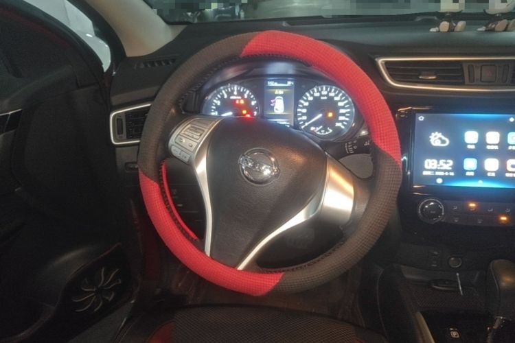 Used Nissan Qashqai 2016 2.0L CVT Luxury Edition Steering Wheel