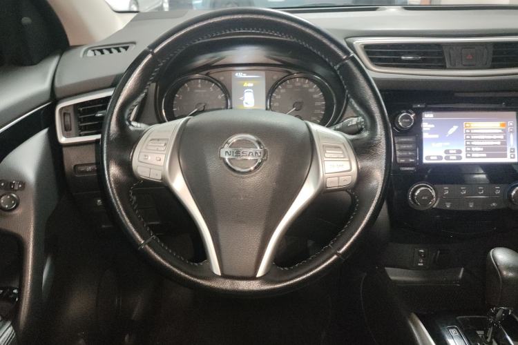Used Nissan Qashqai 2016 2.0L CVT Deluxe Edition Steering Wheel