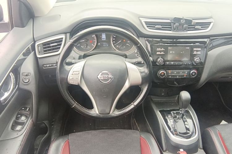 Used Nissan Qashqai 2016 2.0L CVT Luxury Edition Steering Wheel