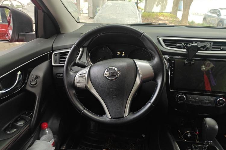 Used Nissan Qashqai 2016 2.0L CVT Luxury Edition Steering Wheel