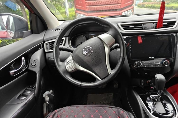 Used Nissan Qashqai 2016 2.0L CVT Luxury Edition Steering Wheel