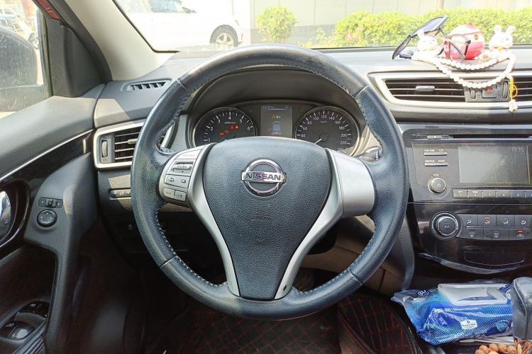 Used Nissan Qashqai 2016 2.0L CVT Luxury Edition Steering Wheel