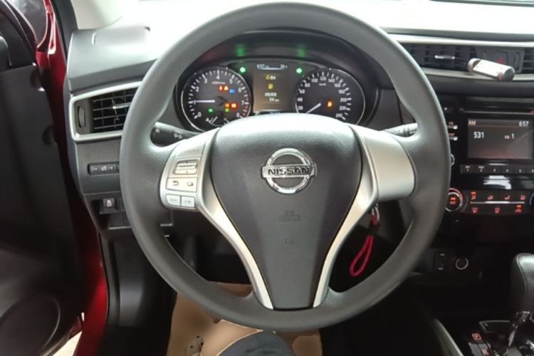 Used Nissan Qashqai 2016 2.0L CVT Elite Edition Steering Wheel