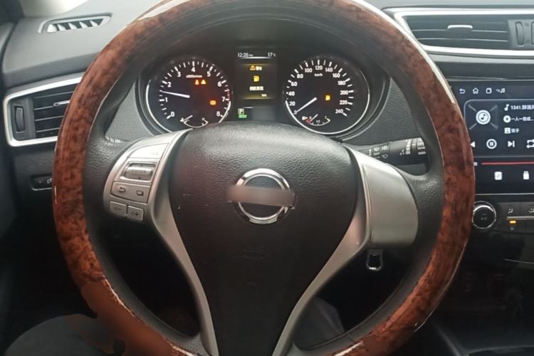 Used Nissan Qashqai 2016 2.0L CVT Elite Edition Steering Wheel
