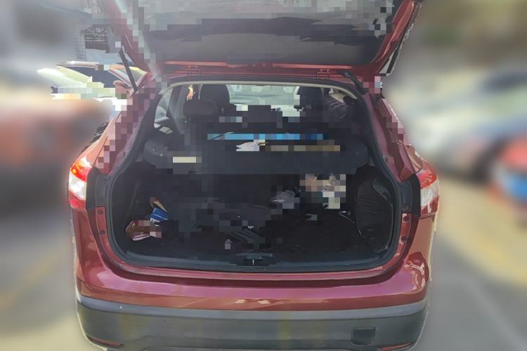 Used Nissan Qashqai 2016 2.0L CVT Luxury Edition Trunk