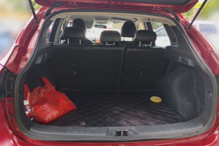 Used Nissan Qashqai 2016 2.0L CVT Elite Edition Trunk