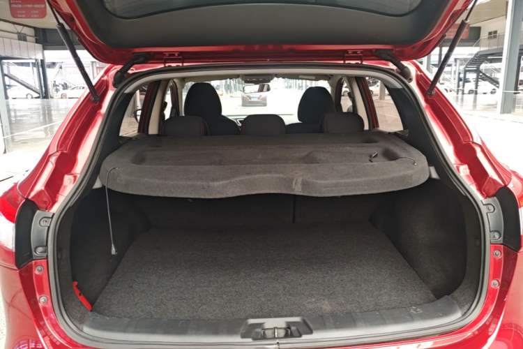 Used Nissan Qashqai 2016 2.0L CVT Elite Edition Trunk
