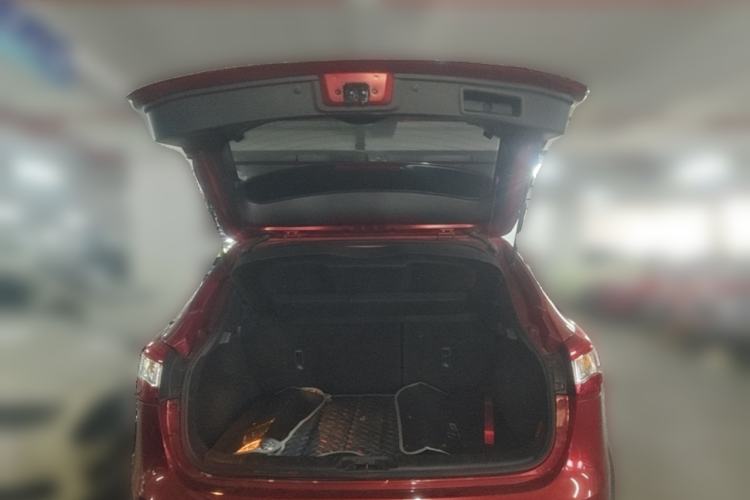Used Nissan Qashqai 2016 2.0L CVT Luxury Edition Trunk