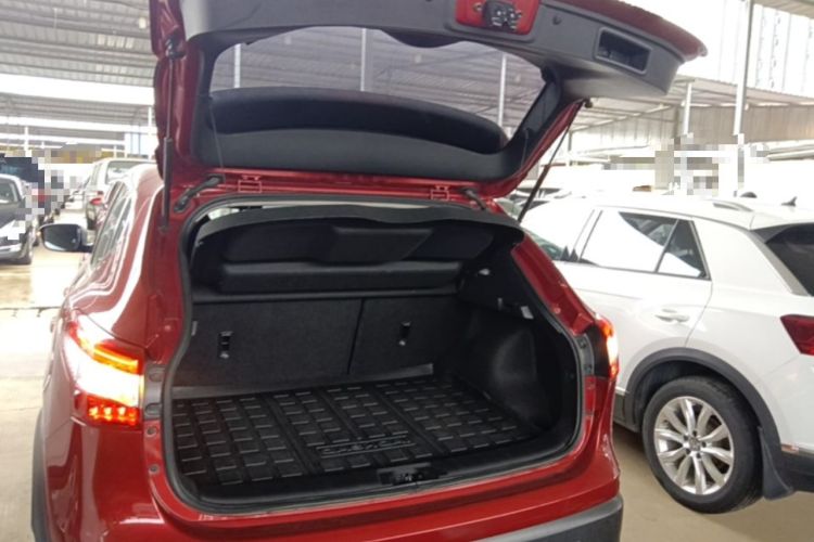 Used Nissan Qashqai 2016 2.0L CVT Elite Edition Trunk