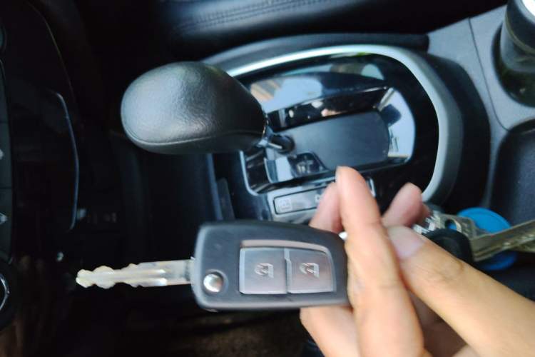 Used Nissan Qashqai 2016 1.2T CVT Fashion Edition Vehicle Key