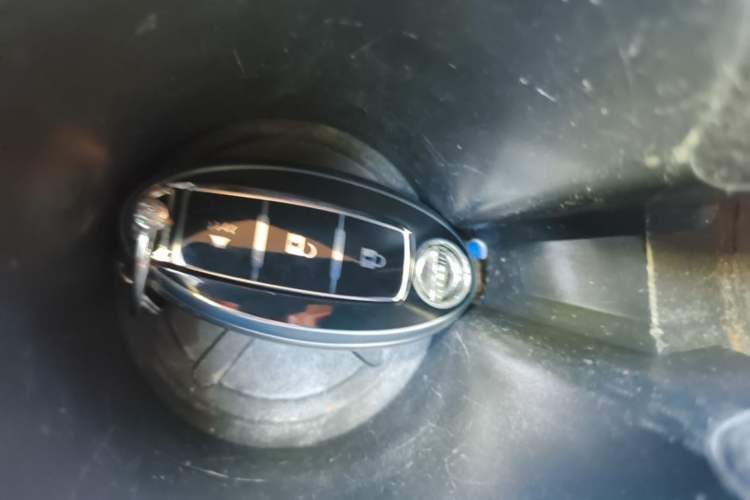 Used Nissan Qashqai 2016 2.0L CVT Elite Edition Vehicle Key