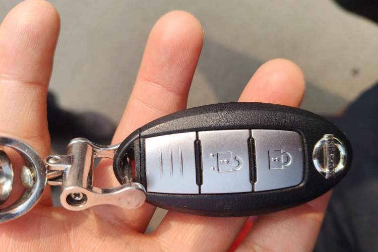 Used Nissan Qashqai 2016 2.0L CVT Luxury Edition Vehicle Key