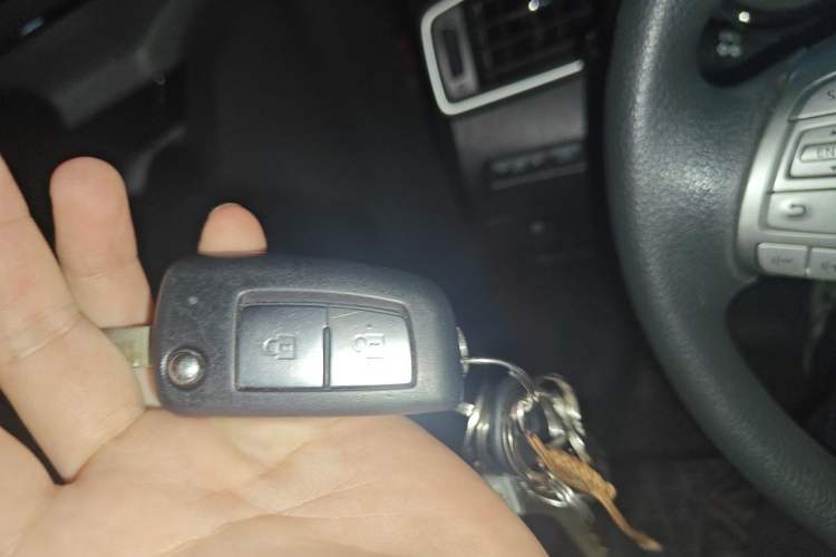 Used Nissan Qashqai 2016 2.0L CVT Elite Edition Vehicle Key