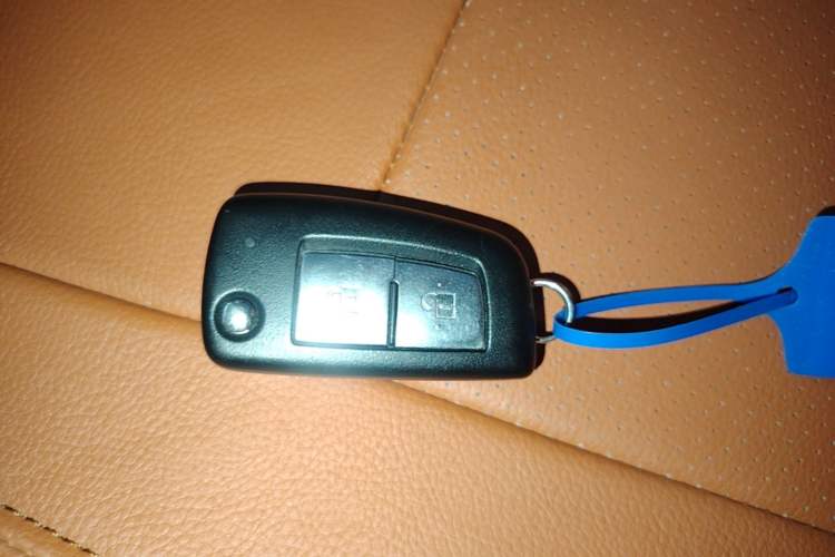 Used Nissan Qashqai 2016 2.0L CVT Elite Edition Vehicle Key