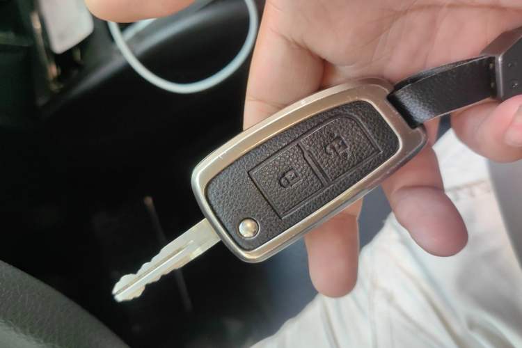 Used Nissan Qashqai 2016 2.0L CVT Elite Edition Vehicle Key