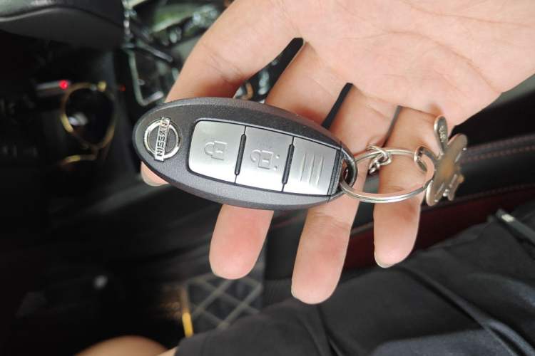 Used Nissan Qashqai 2016 2.0L CVT Luxury Edition Vehicle Key
