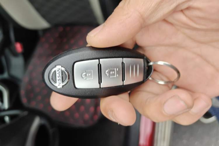 Used Nissan Qashqai 2016 2.0L CVT Luxury Edition Vehicle Key
