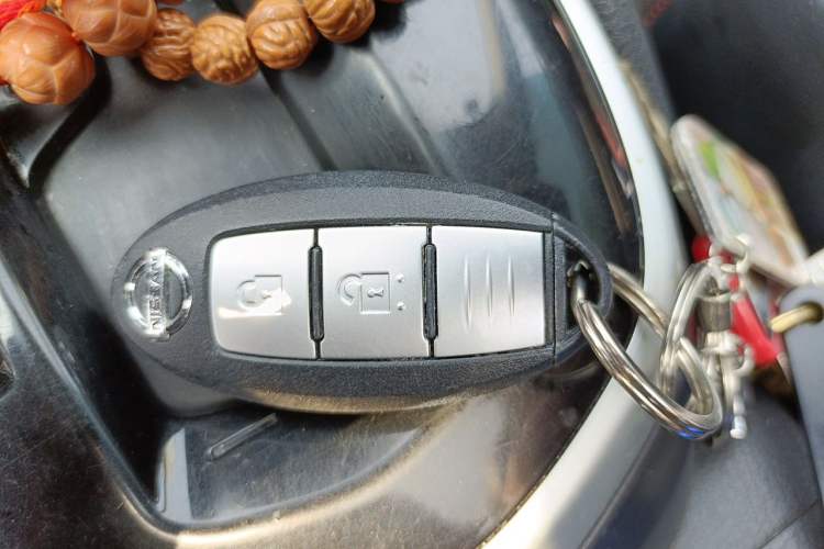 Used Nissan Qashqai 2016 2.0L CVT Luxury Edition Vehicle Key