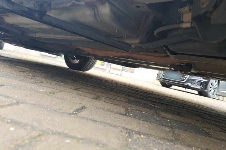 Used Nissan Qashqai 2016 2.0L CVT Elite Edition Chassis Rear Left