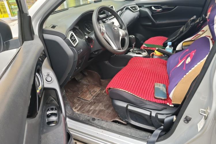 Used Nissan Qashqai 2016 2.0L CVT Elite Edition Driver Seat