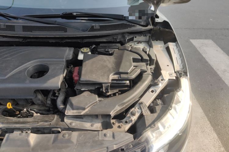 Used Nissan Qashqai 2016 2.0L CVT Elite Edition Engine Bay Left