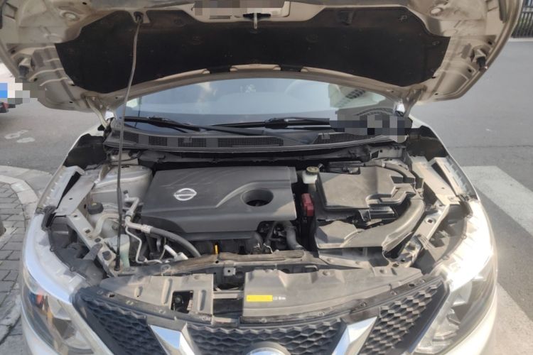 Used Nissan Qashqai 2016 2.0L CVT Elite Edition Engine Bay