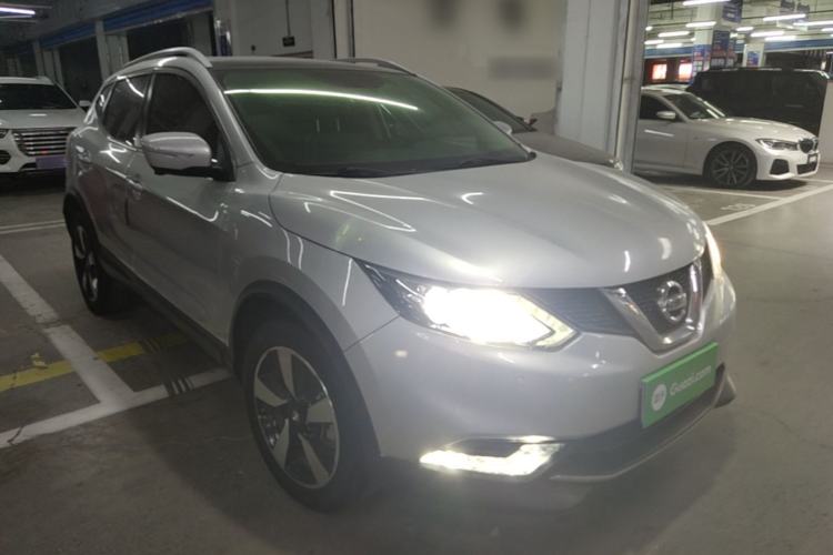 Used Nissan Qashqai 2016 2.0L CVT Luxury Edition Exterior 1